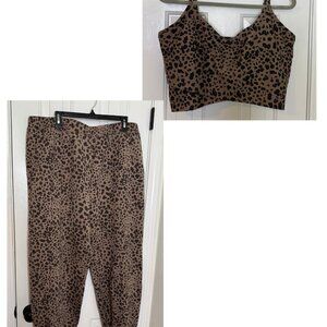 Animal print matching lounge set